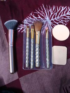 Makeup Tools And Brushes