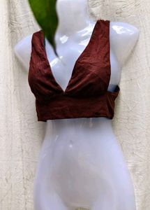 43156. Brown V-Neck Crop Top