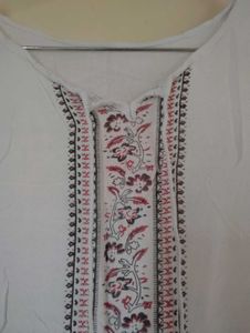White Kurti