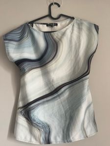 Abstract Print Top