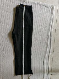 SHORT PANT