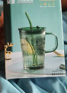 DIMOND GLASS CUP WITH GLASS STRAW