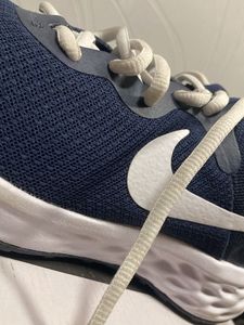 NIKE Revolution 6 Running Shoes UK-8 ORIGINAL