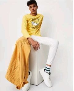 Yellow &#34;Skate Crew&#34; Graphic Print Full Sleeve