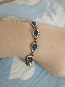 It&#39;s a bracelet