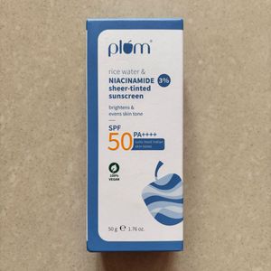 Plum RiceWater & Niacinamide SheerTinted Sunscreen