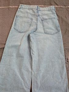 Hnm Flared Light Blue Washed