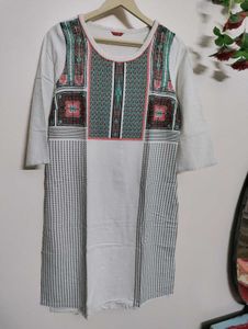 W Printed Off-white Kurta