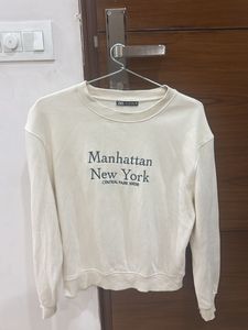 Zara Manhattan Sweatshirt