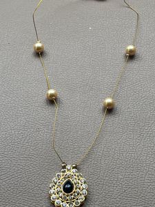 Invisible Necklace Gold & Pearl Pendant