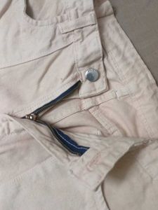 beige cargos