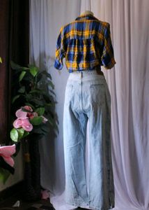 Nuon Plaid Tie-Front Top
