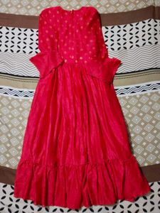 Frock For Girls In Magenta Colour