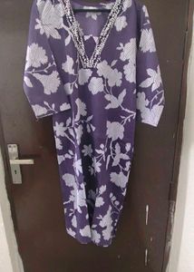 New Unused Vneck PureCotton Suit