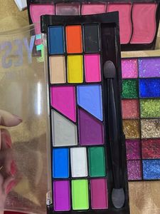 Eyeshadow Eyeglitter And Blush Palette