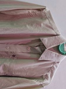 Men&#39;s Casual Shirt