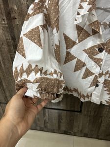 White crop Shirt