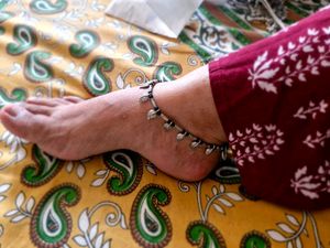 Silver Leaf and Bead Anklet