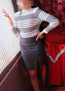 Striped pencil Skirt Outfit