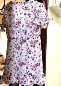 Fit &amp; Flare Leaf Short Sleeve V Neck Mini Dress