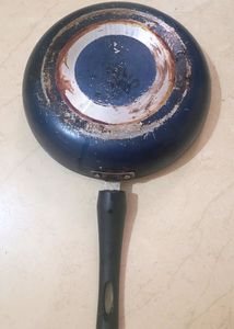Used non-stick Tawa Pan