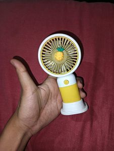 Cute Pineapple Mini Fan(Without Charger)