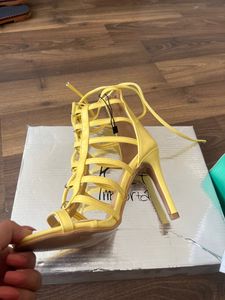 Brand New Gladiator Heel.