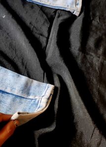 Beautiful Slim Jeans With Design