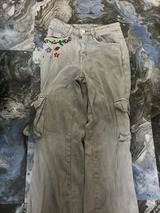 Embroidery Cargo Pants