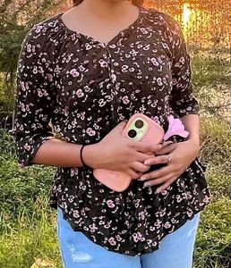 Floral Print Top🎀💕❤️‍🔥💢😻💥👊🏻😮