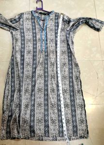 Avaasa Brand Kurti.Size 42.Length 40.