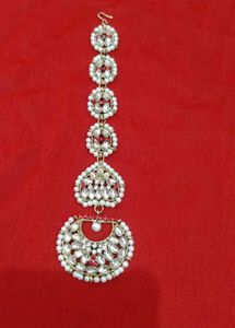 Elegant Tikka Headpiece