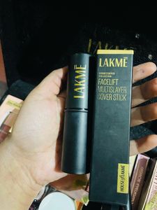 Lakme Foundation Stick