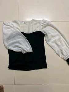 Beautiful Unique Top ❤️🖤🤍❤️
