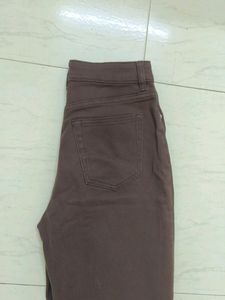 H&amp;M Women Mom Loose Fit Brown Twill Trousers