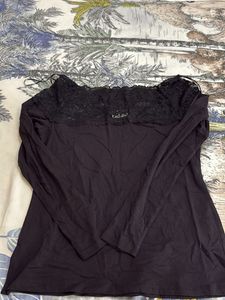 Women Black Top