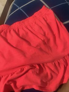 Tiered Ruffle Mini Skirt + 2 freebies