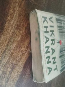 The Girl Who Disappeared by Vikrant Khanna