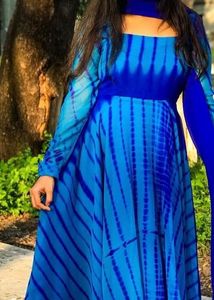 Blue tie dye dress with royalblue dupatta