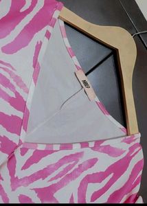 Megenta &amp; White Printed Top For 46 Bust