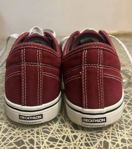 Decathlon  Maroon Skateboarding Sneakers