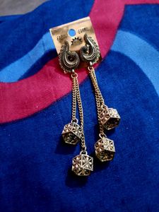 Dangle Cube Earrings