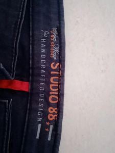 Black Jeans 32 In