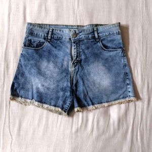 Frayed Hem Denim Shorts
