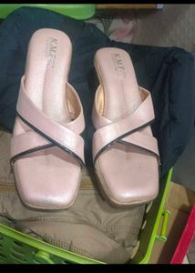 Pink Sandals wore only 1time in cash 350 Rs
