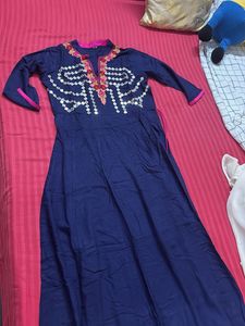 Elegant Blue Embroidered Kurta