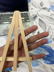 Wooden Easel Stand