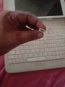 BSNL Penta Tablet with Keyboard Case