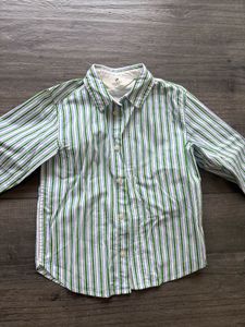 Boys Button Up Shirts - Size 2-4…