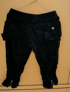 Black Capri Pants